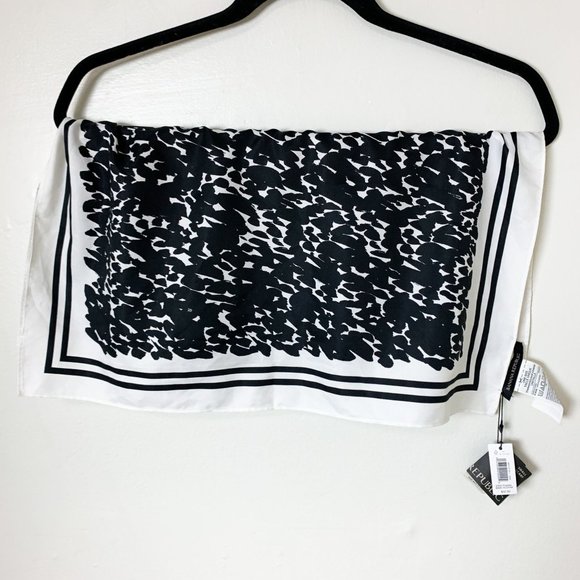 Banana Republic small square scarf black white - Picture 1 of 8